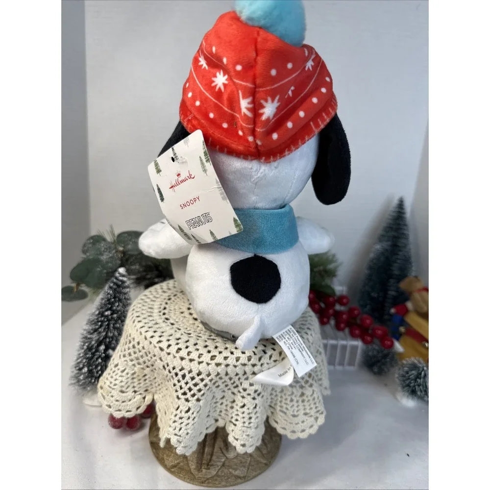 Hallmark Peanuts Snoopy Plush in Winter Hat & Scarf 7